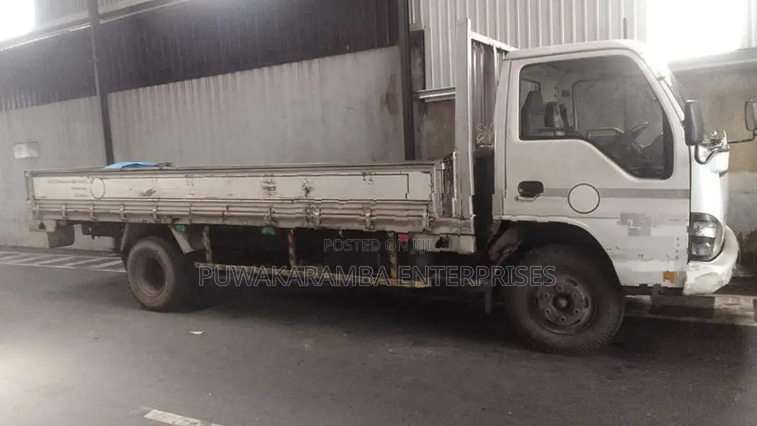 Isuzu NQR71R 2007