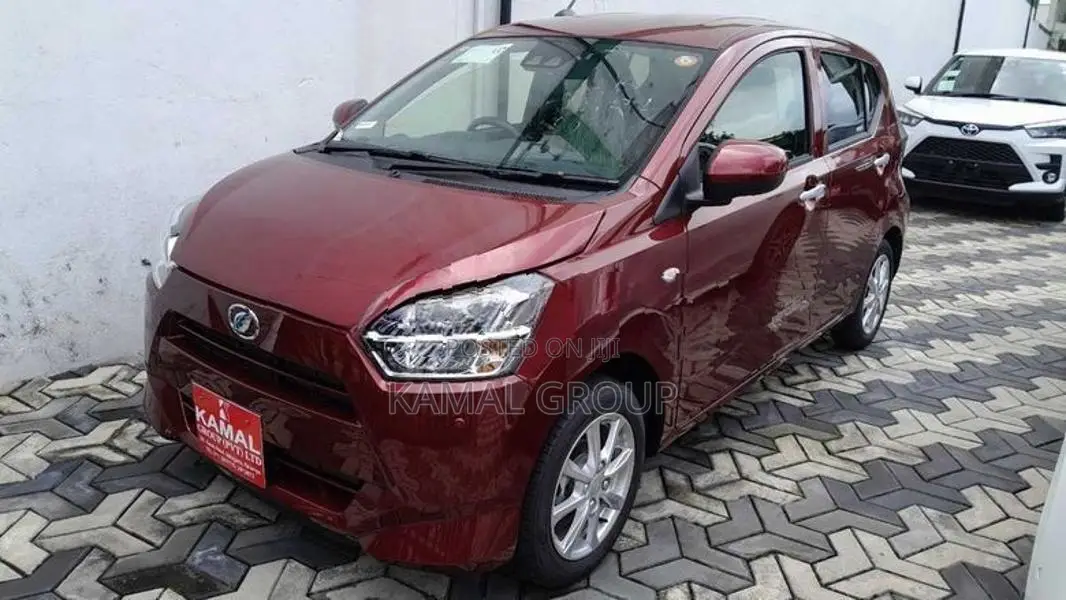 Daihatsu Mira 2025
