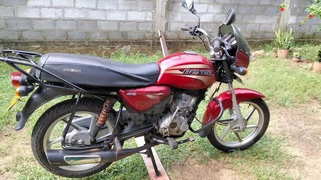 Bajaj Boxer 2011
