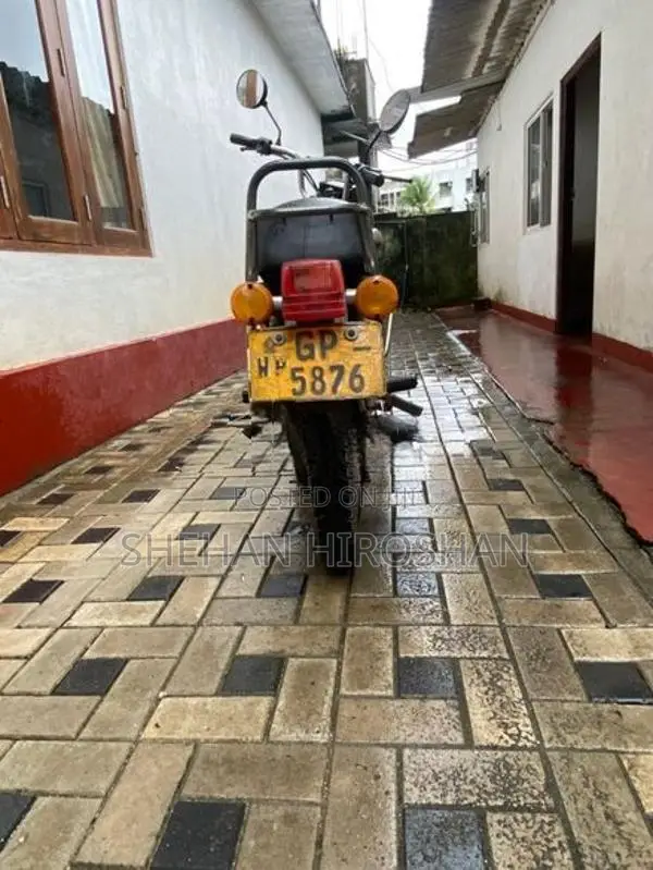 Bajaj Boxer 2002