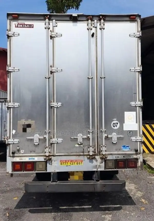 Mitsubishi Fuso 2008