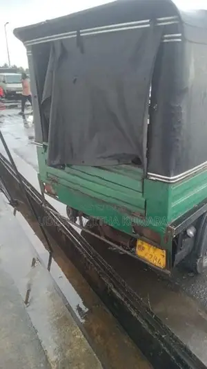 Mahindra Alfa 2012
