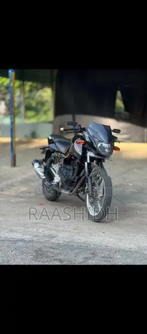 Bajaj Pulsar 180 2011