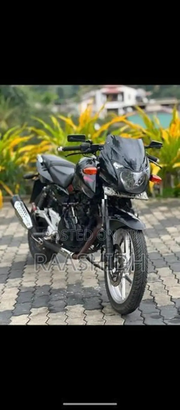 Bajaj Pulsar 180 2011