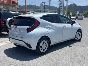 Toyota Aqua G Grade 2024
