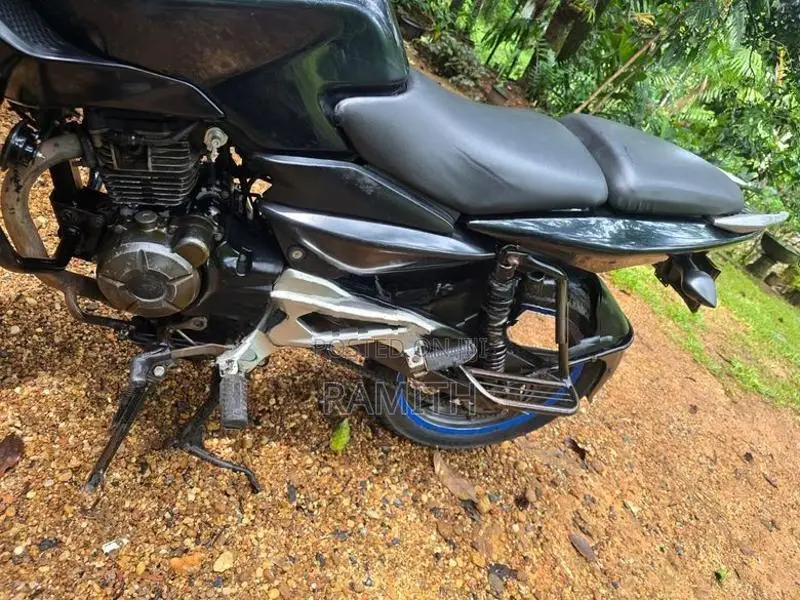 Bajaj Pulsar 135 LS 2010