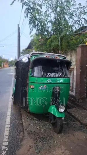 Bajaj RE 2010