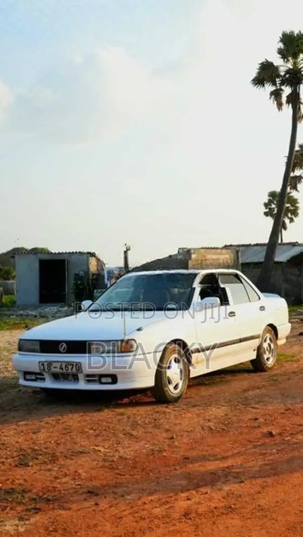Nissan Sunny Japan 1990