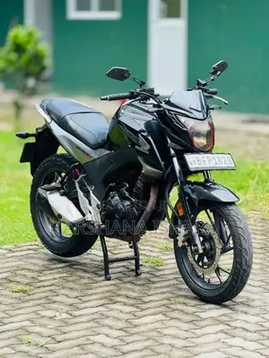 Honda CB Hornet 160R 2017
