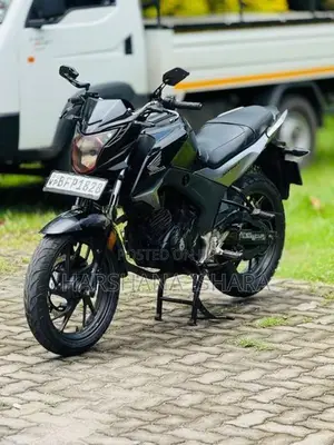 Honda CB Hornet 160R 2017
