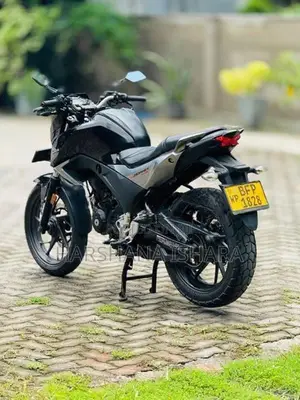 Honda CB Hornet 160R 2017