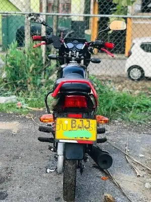 Bajaj CT100 2024