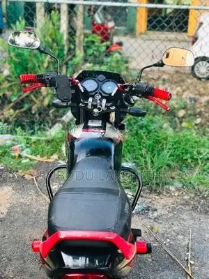 Bajaj CT100 2024