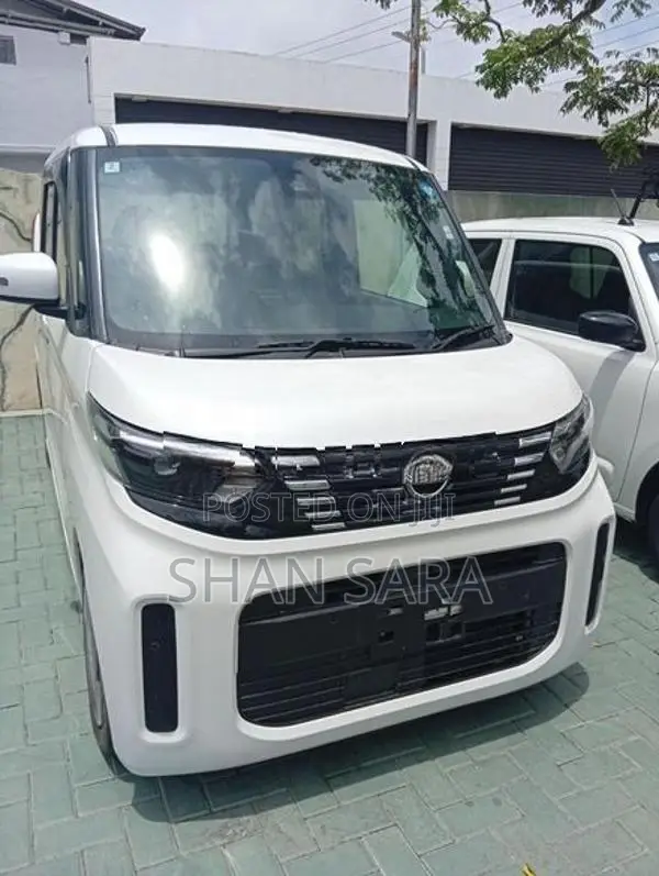Nissan Roox X 2024
