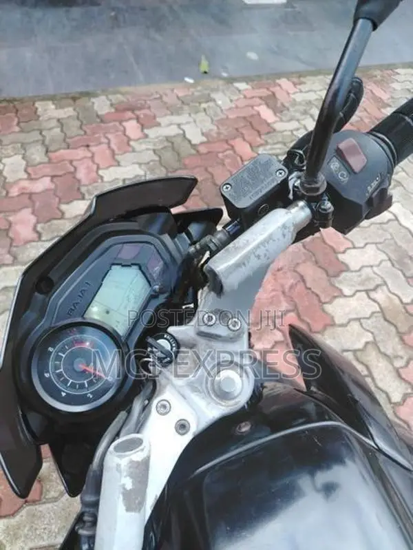 Bajaj Pulsar 135 2010
