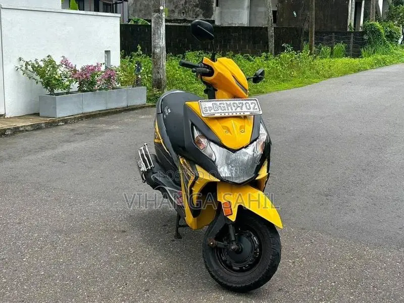 Honda Dio 2018