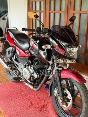 Bajaj Pulsar 150 Pulser 2016