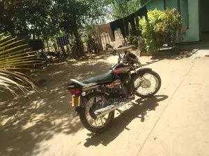 Hero HF Deluxe 2011