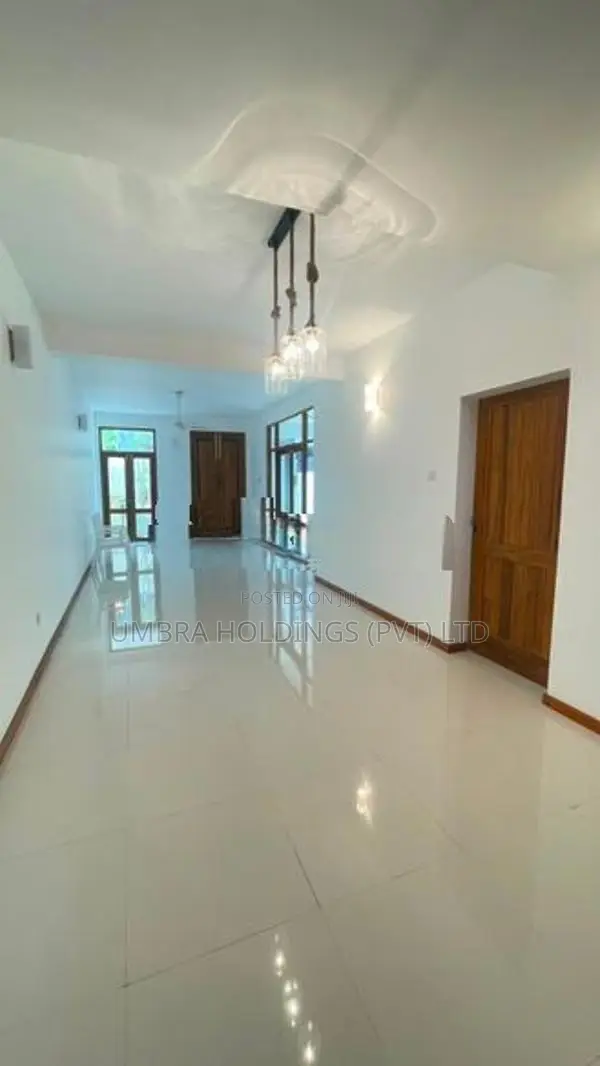 Fully A/C House For Rent In Liyanage Mawatha Battaramulla - 4022U