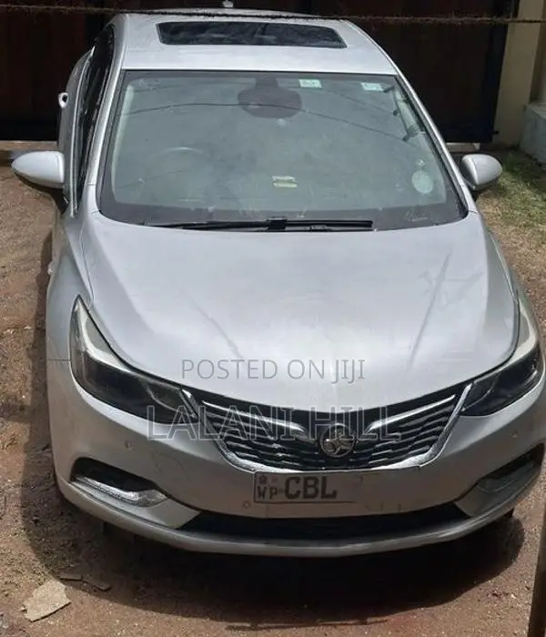 Opel Holden Astra LTZ trm 2018