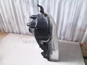 Suzuki Every DA64 Headlight LHS