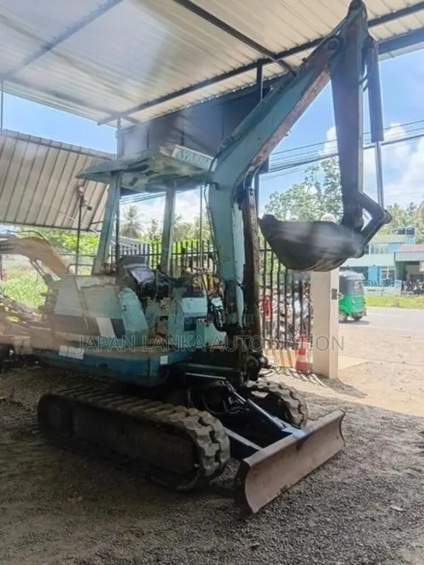 YANMAR B22