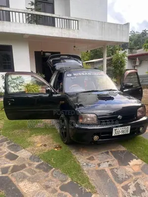 Nissan March 1995