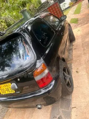 Nissan March 1995