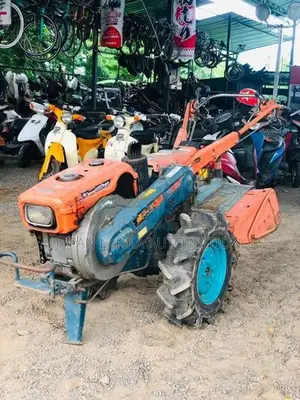 Kubota K-7 2025