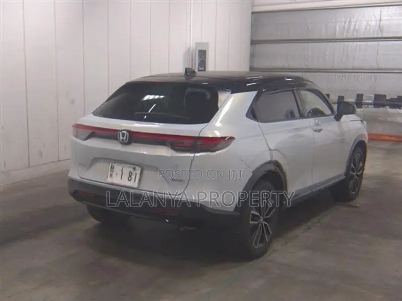 Honda Vezel Z Play(2024)-SLLL-A1 2024