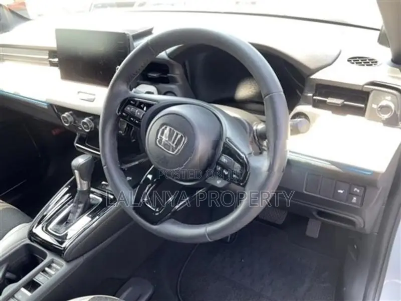 Honda Vezel Z Play(2024)-SLLL-A1 2024