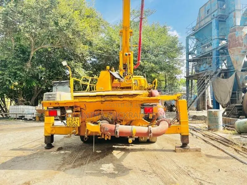 Concrete Pump Car