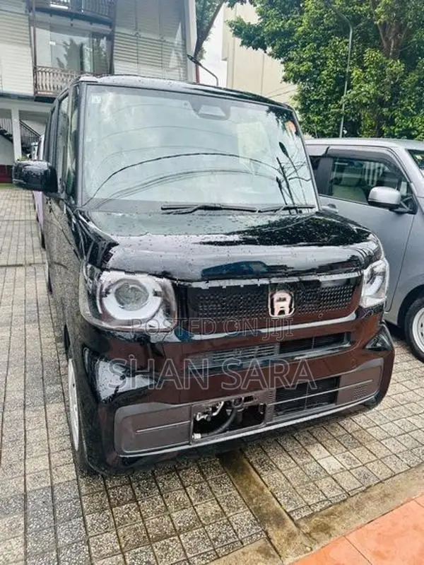 Honda N-Box G 2024