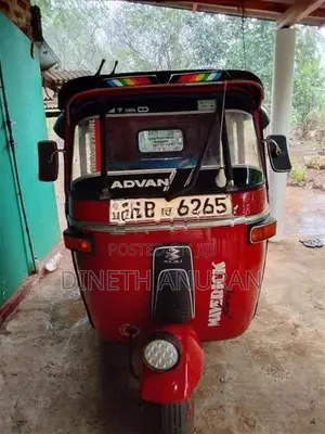 Bajaj RE 2003