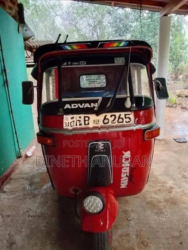Bajaj RE 2003