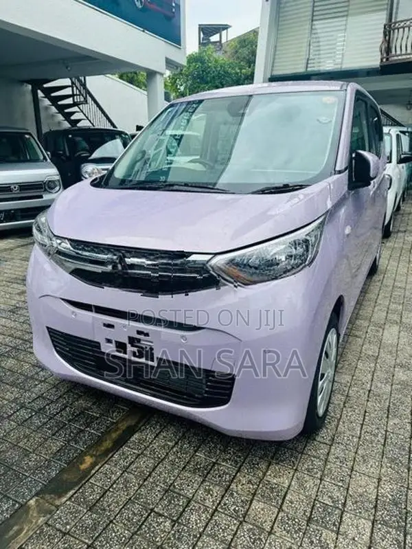 Mitsubishi eK Wagon M 2025