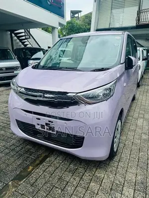 Mitsubishi eK Wagon M 2025