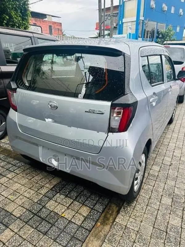 Daihatsu Mira L 2024