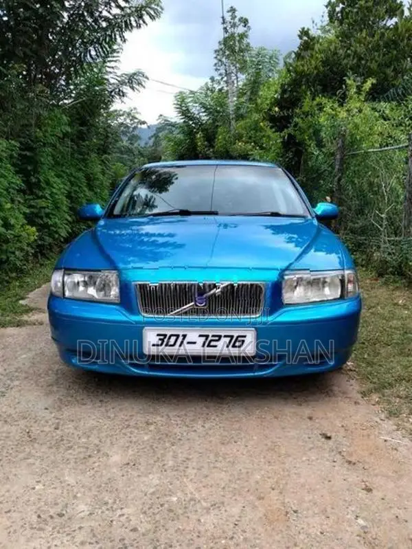 Volvo S80 1999