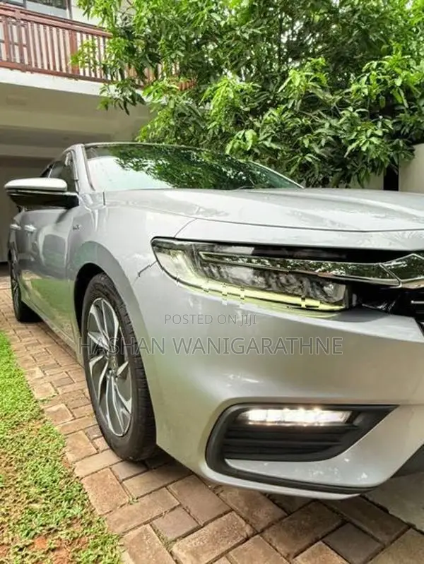 Honda Insight ZE4 2018