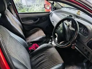 Tata Indica 2005