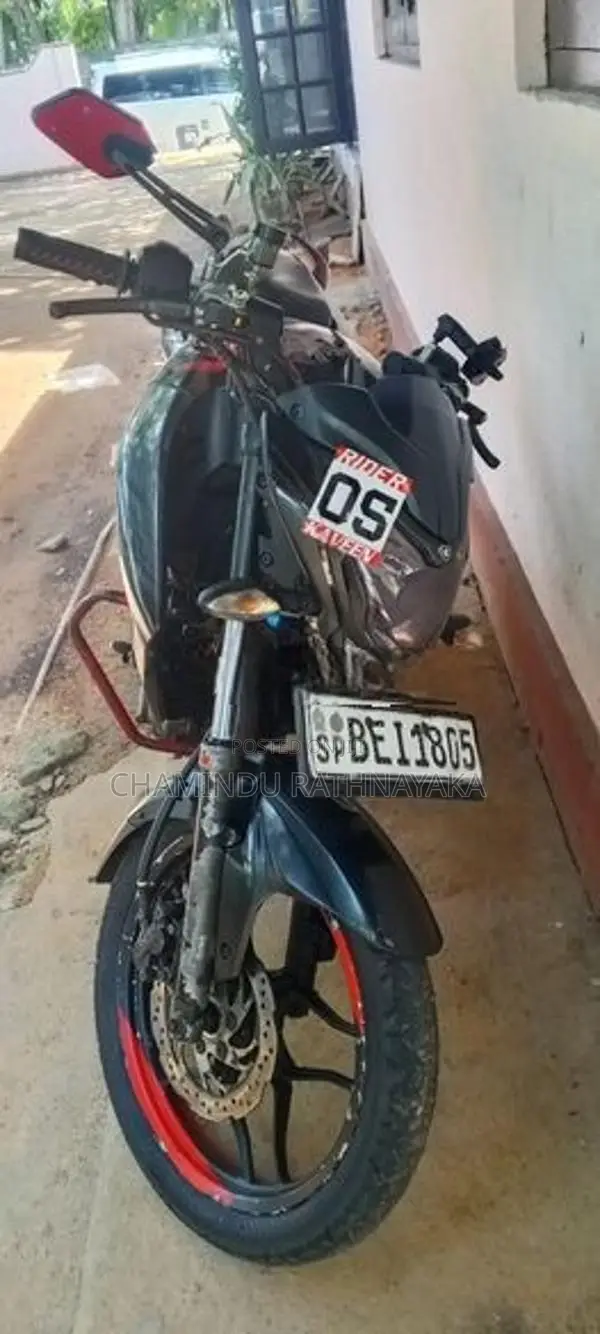 Bajaj Pulsar N150 2016