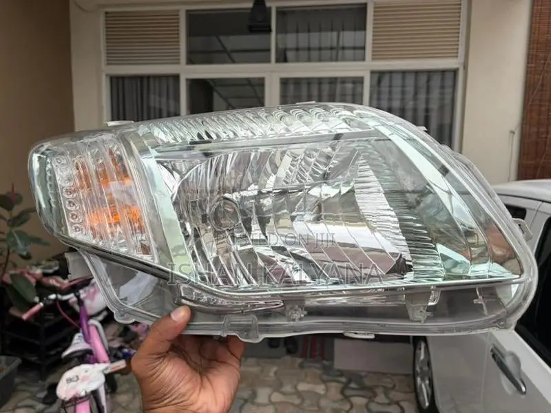 Axio141 Head Light Japan Brandnew