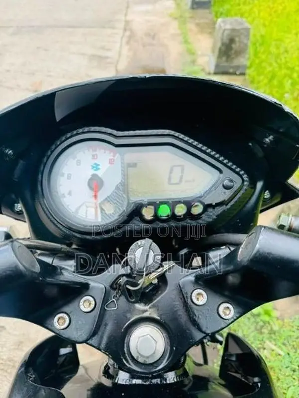 Bajaj Pulsar 150 2017
