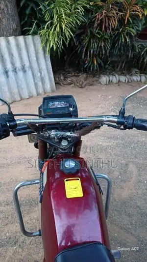 Hero CD 100 2000