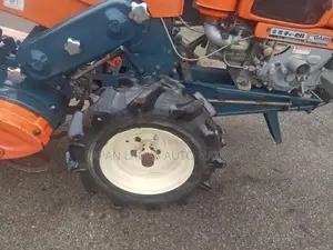 Kubota K700 2025