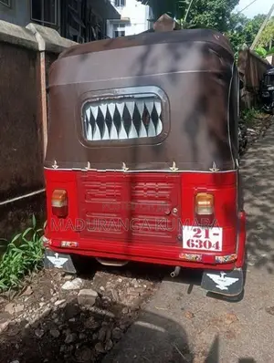 Bajaj RE 1992