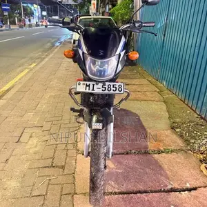 Bajaj CT100 2005