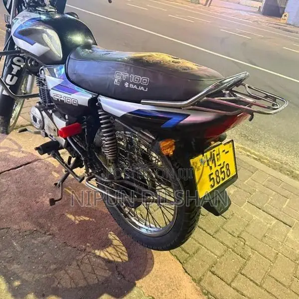 Bajaj CT100 2005