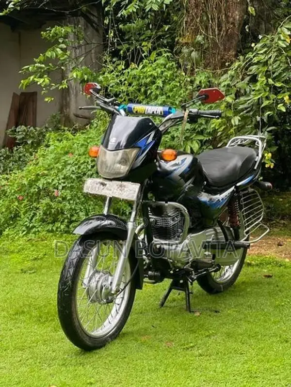 Bajaj CT100 2006